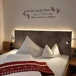 Haus Olympia 아파트 *