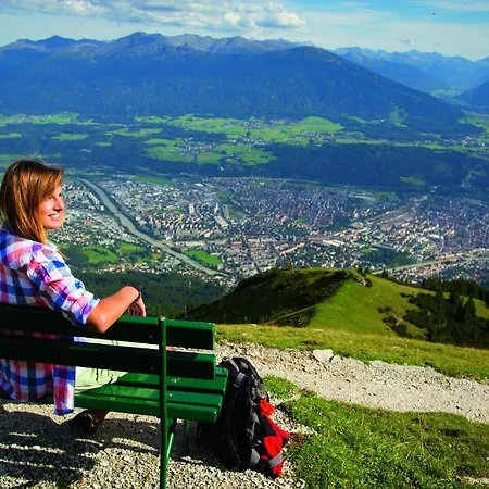 豪斯奥林匹亚公寓酒店