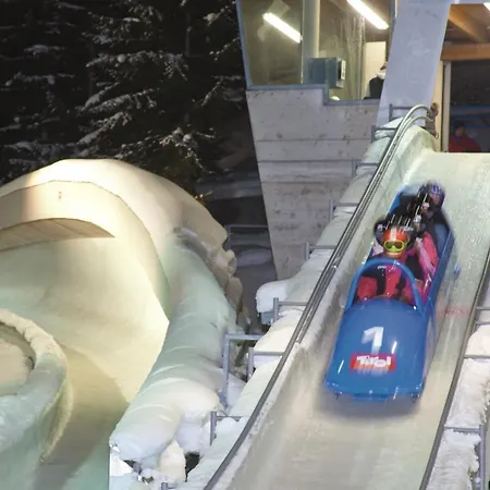 アパート Haus Olympia